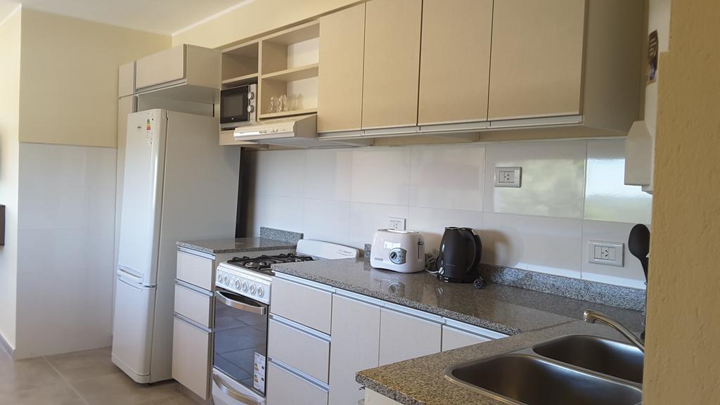 Apartamento Edificio NIZA I Villa Carlos Paz Exterior foto